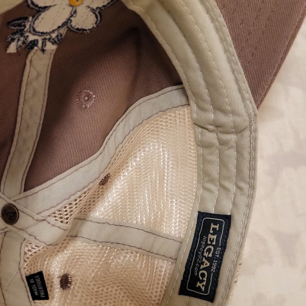 Legacy Women's Tan and Purple Flower Cap - Picture 3 of 4